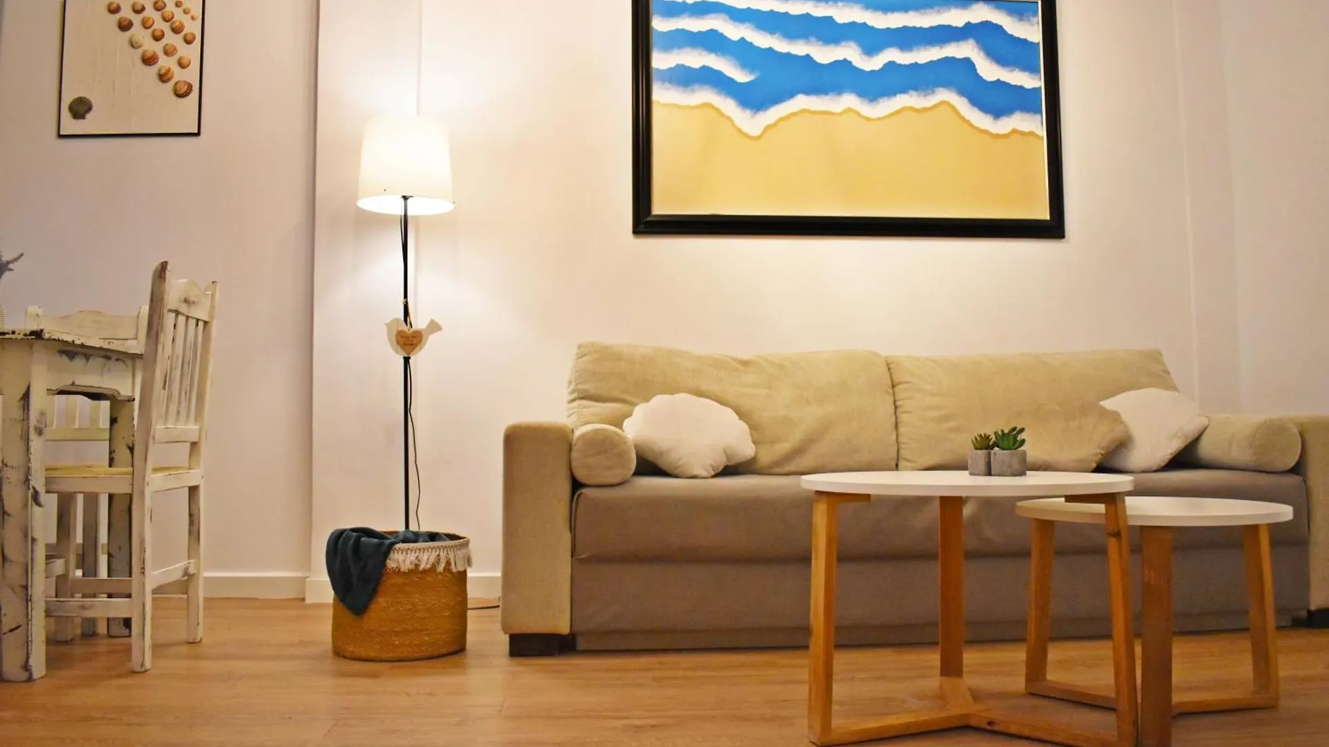 Apartment With Jacuzzi En Torremolinos, Garipolo 1 By Namaste Elite