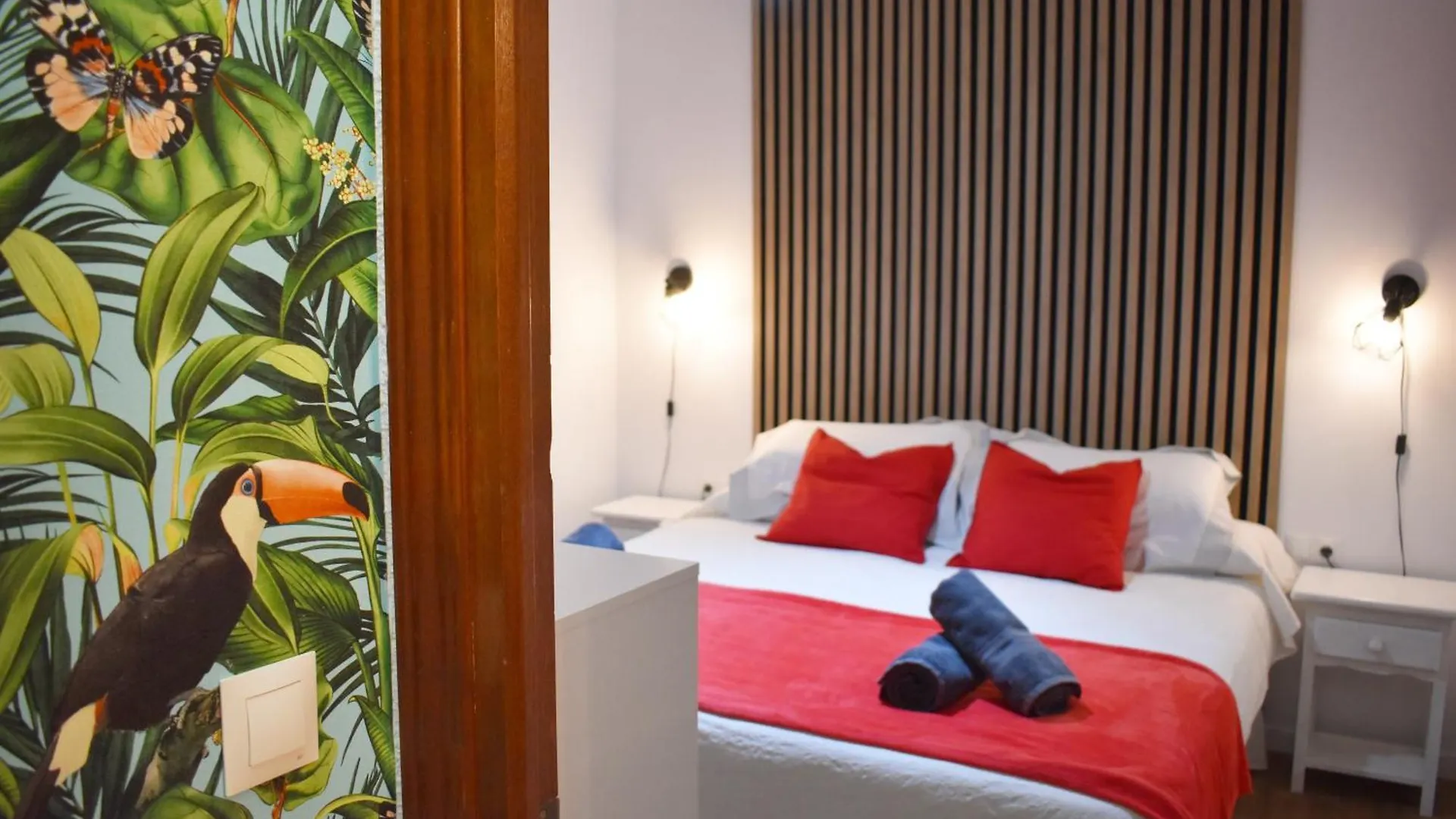Apartment With Jacuzzi En Torremolinos, Garipolo 1 By Namaste Elite Spain